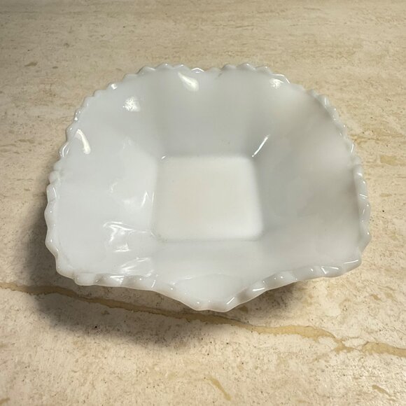 Vintage 6” English Hobnail Diamond Cut Hazel Atlas Square Milk Glass Candy Dish - Picture 5 of 8